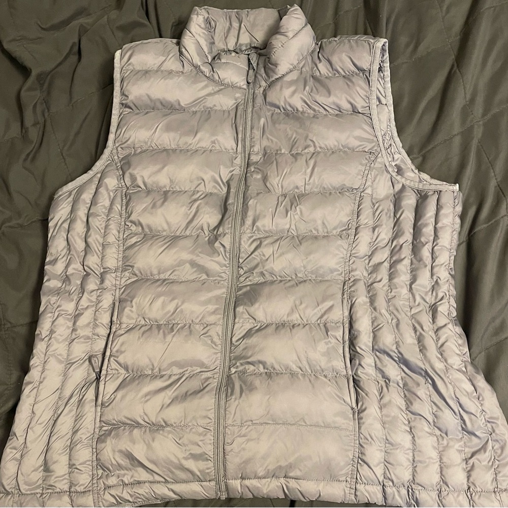 32 Degrees Silver Puffer Vest